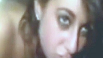 Νεαρή Ελληνίδα επί το έργον