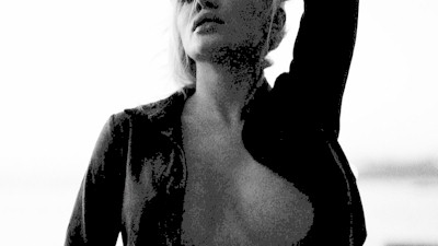 Μαρίνα Mαράτου γυμνόστηθη