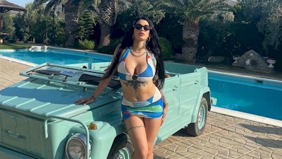 Άντζυ ροζ βίντεο